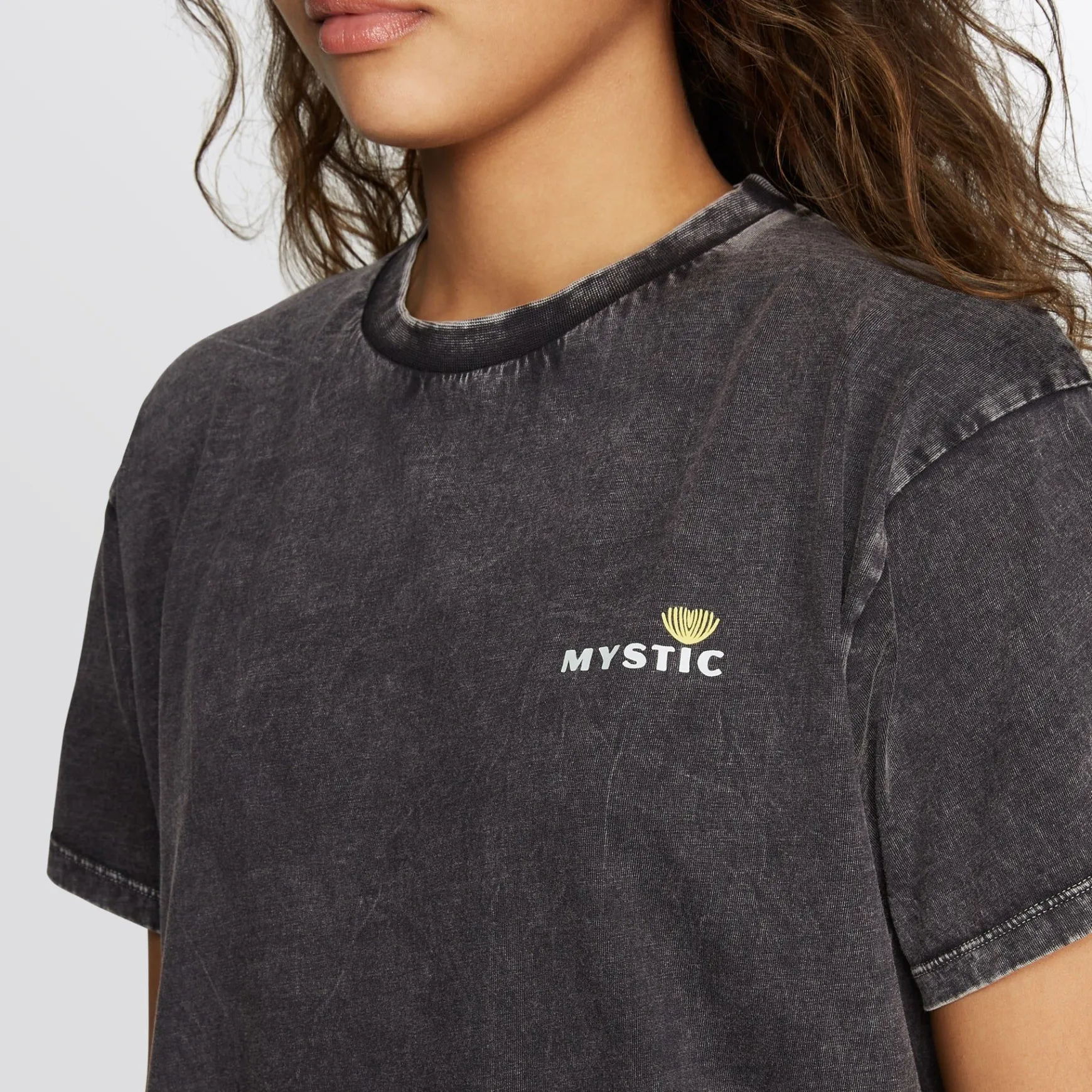 Mystic Boundless> Tees & Tops