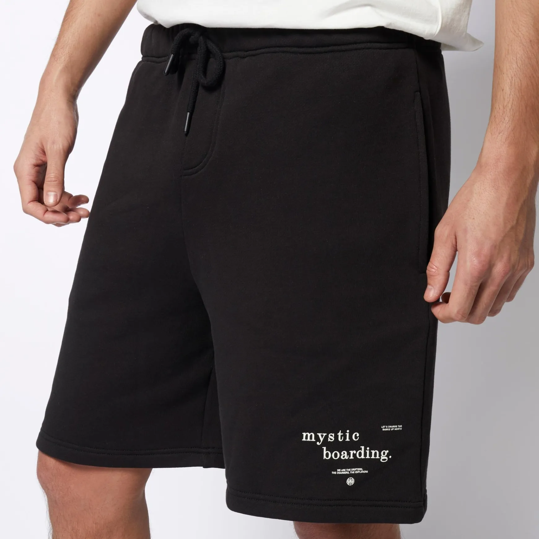 Mystic Cruise> Pants & Shorts