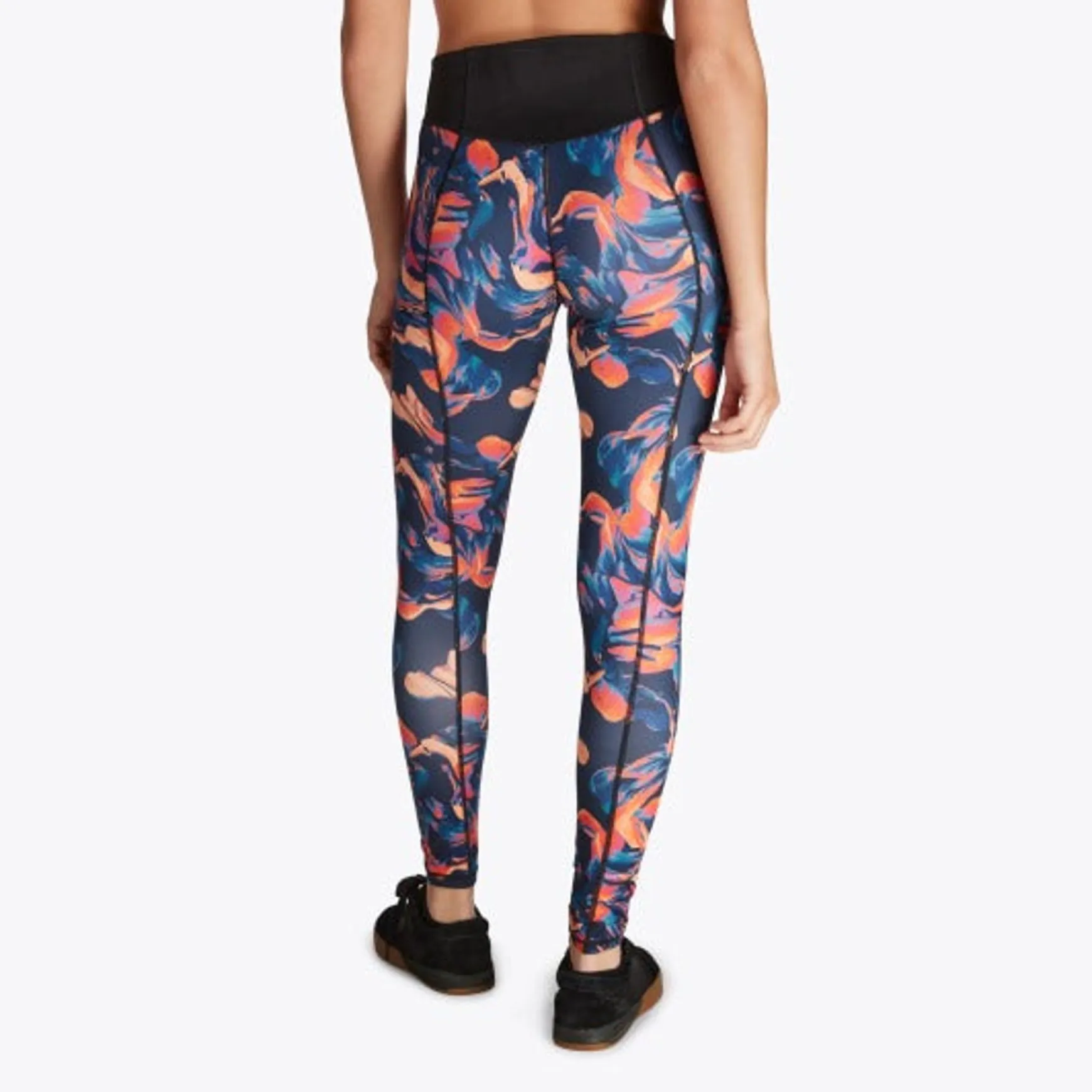 Mystic Diva> Apparel