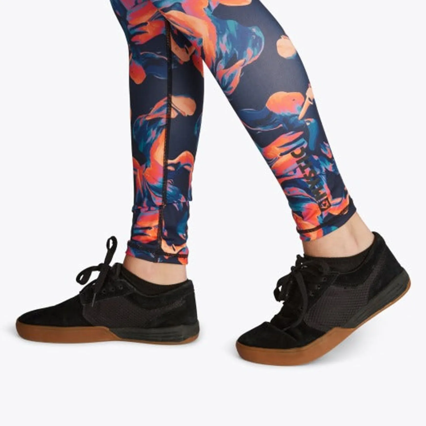 Mystic Diva> Apparel