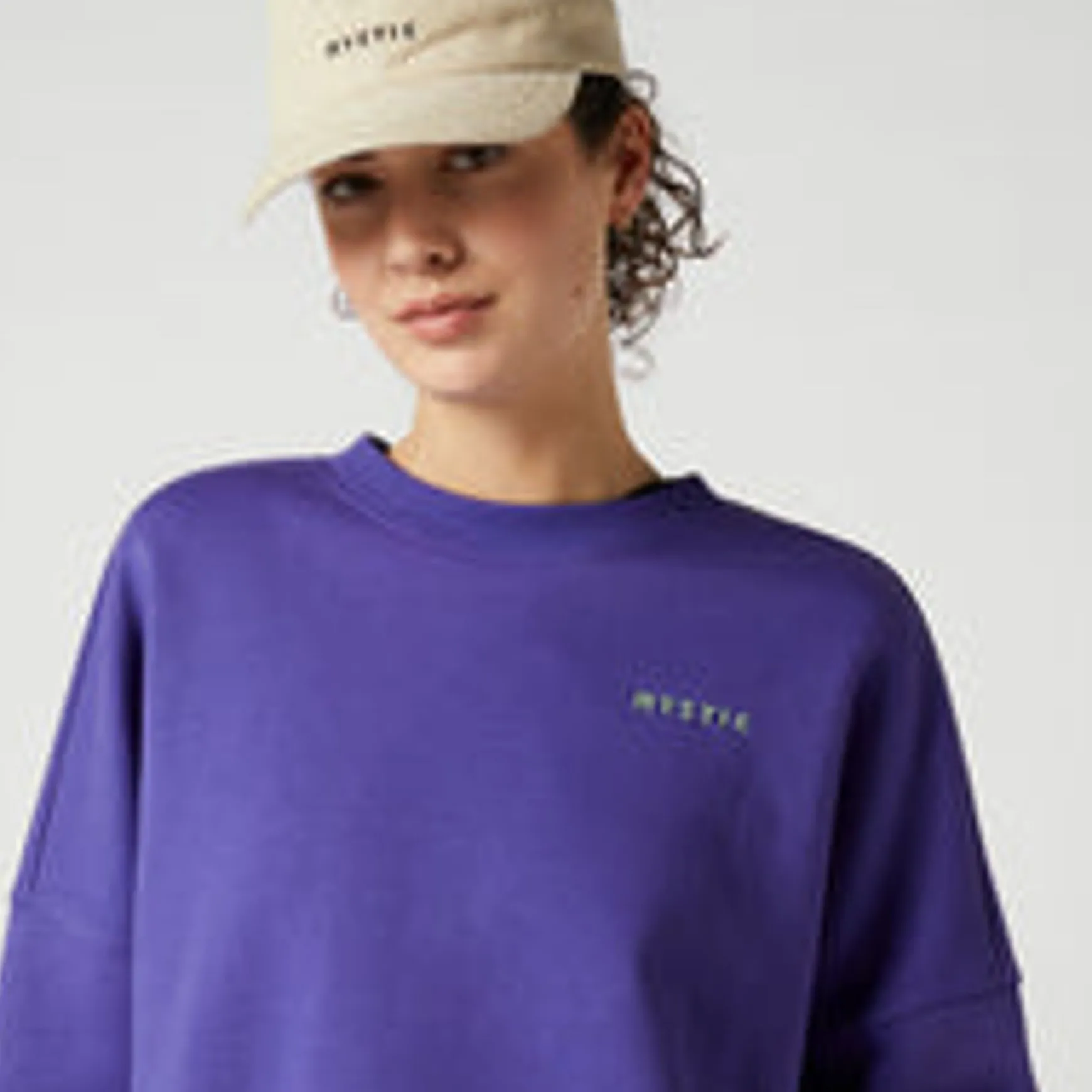Mystic Dropped Shoulder Crew> Sweats
