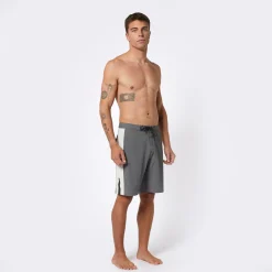 Mystic Empire> Boardshorts
