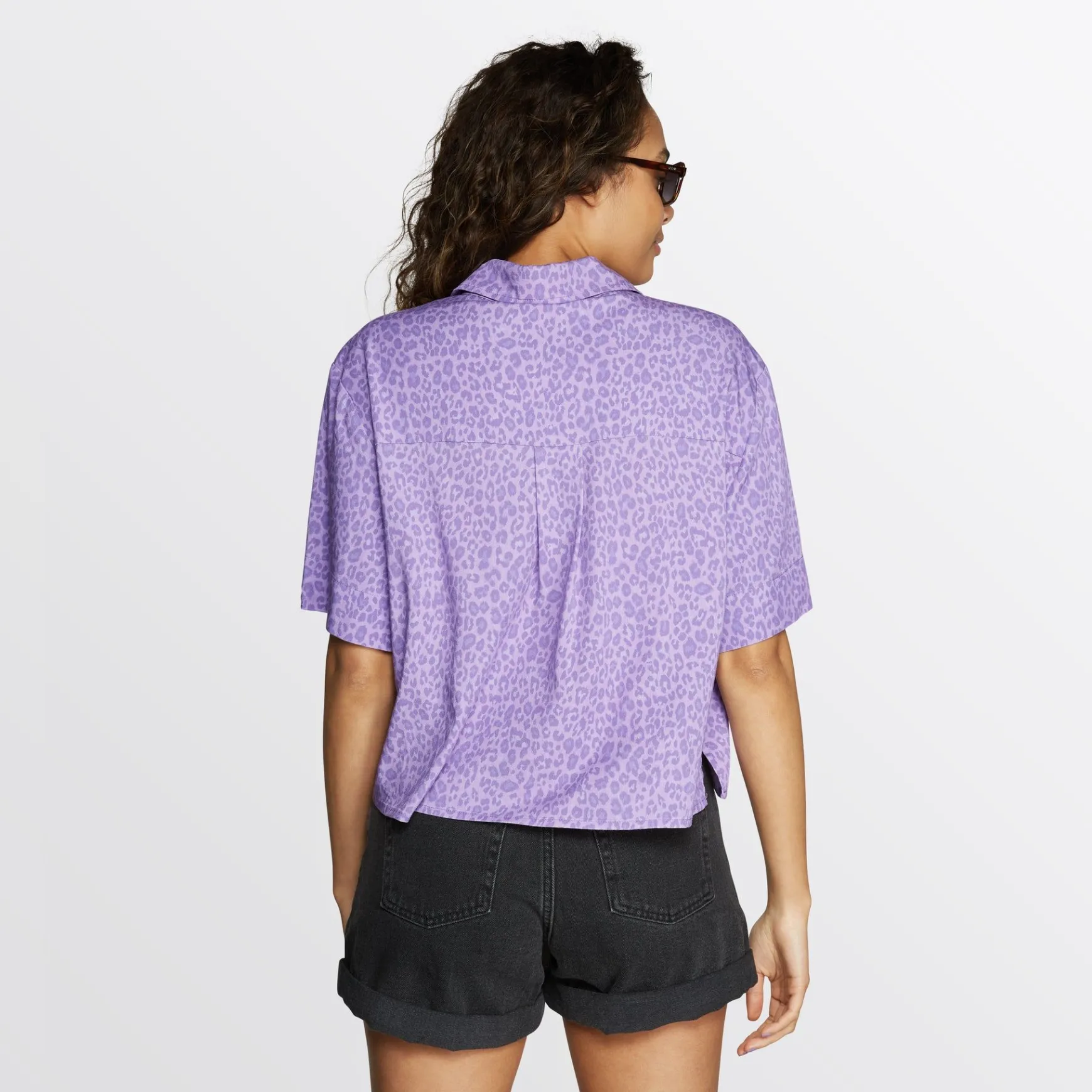 Mystic Roar> Tees & Tops