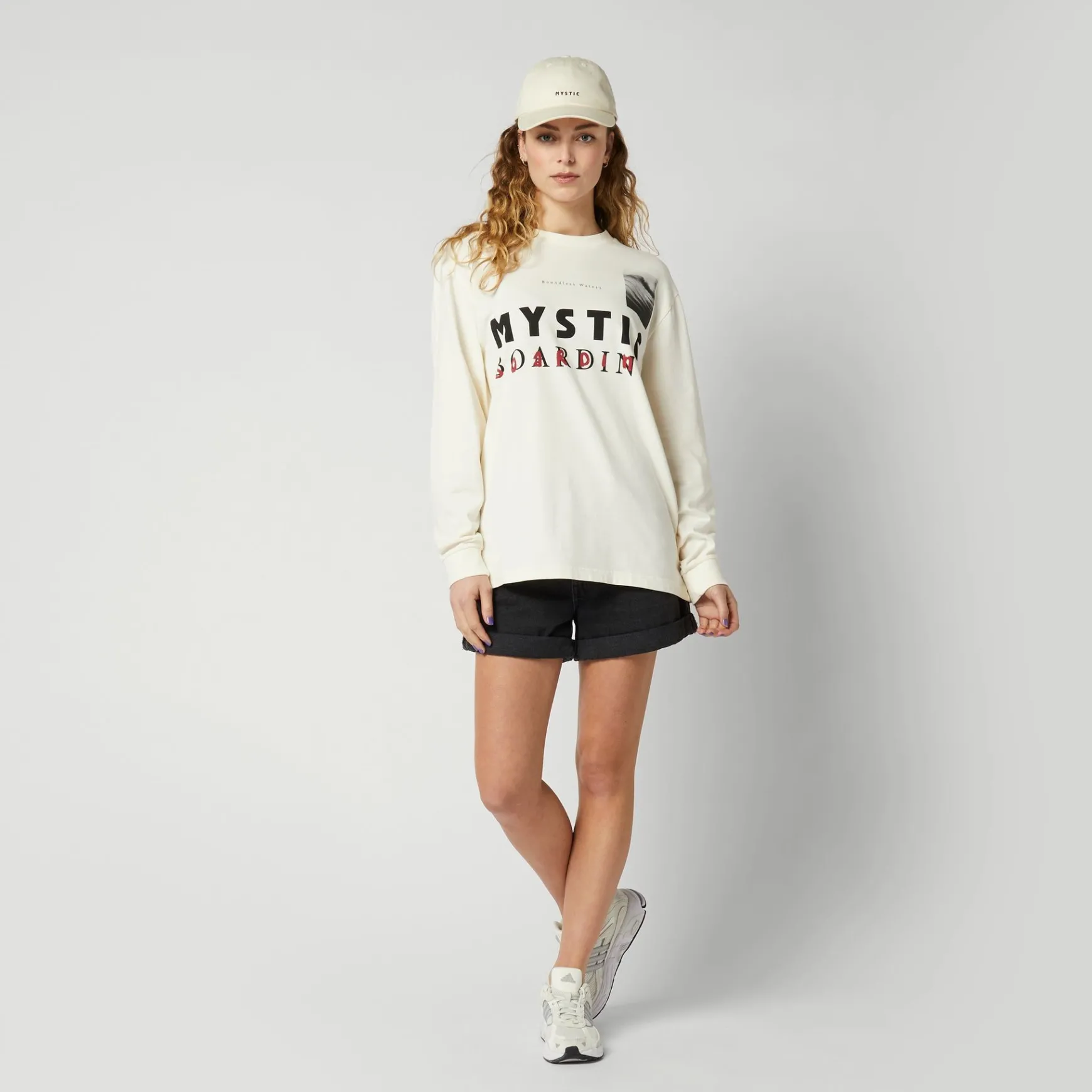 Mystic Trace Crew> Tees & Tops