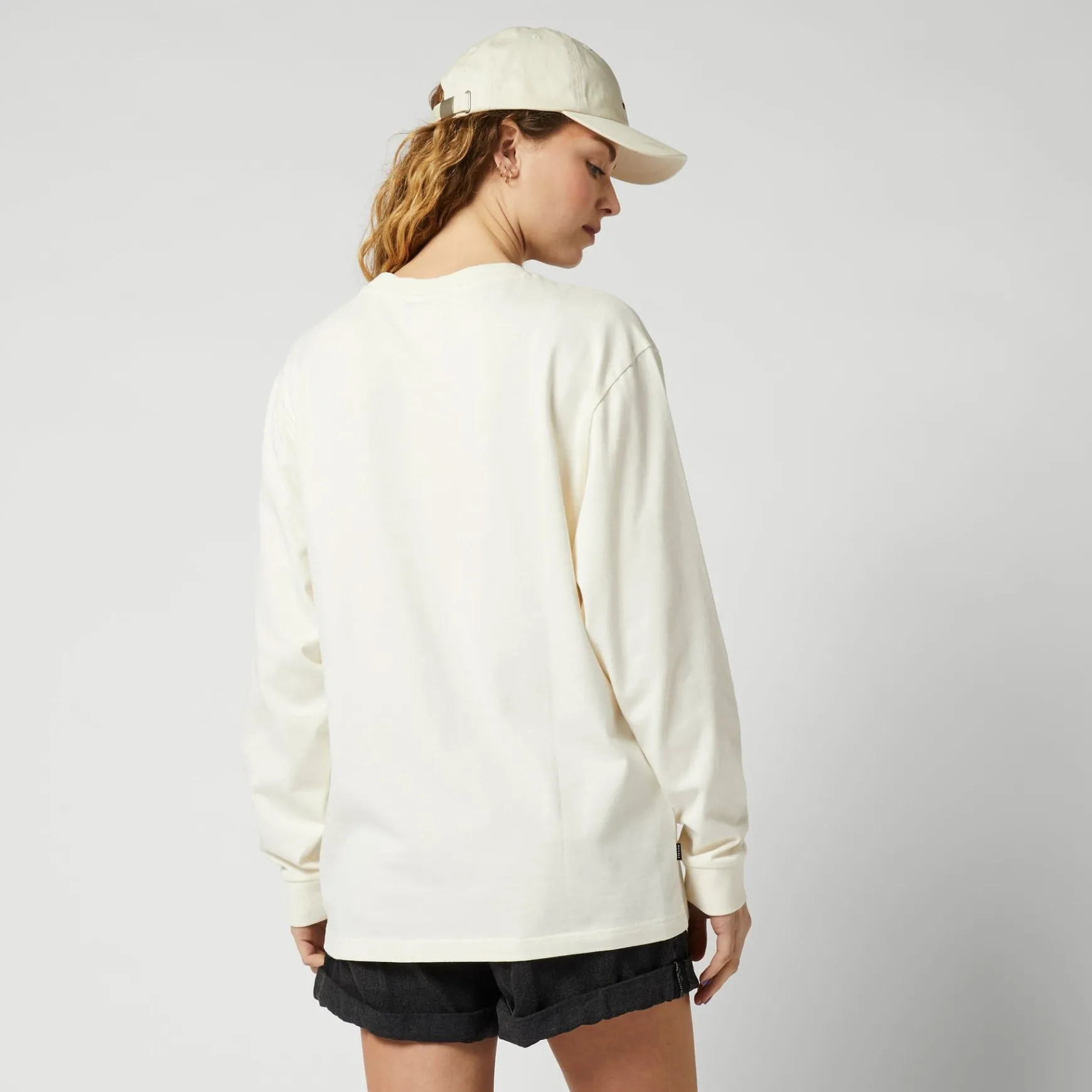 Mystic Trace Crew> Tees & Tops